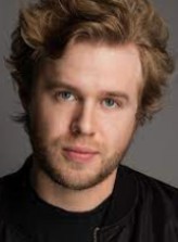 Max Calder fotoğrafı