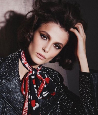 Büşra Develi Fotoğrafı