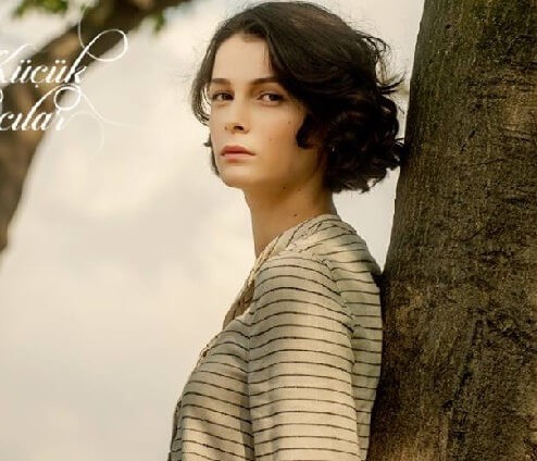 Büşra Develi Fotoğrafı