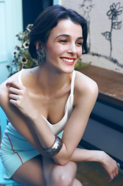 Büşra Develi Fotoğrafı