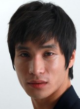 Lee Kyeong-heon fotoğrafı