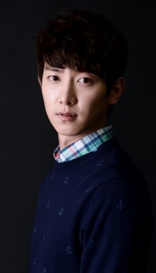 Lee Jung-hyuk Fotoğrafı