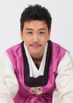 Kim Moo-kyung fotoğrafı