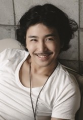 Kim Moo-kyung fotoğrafı