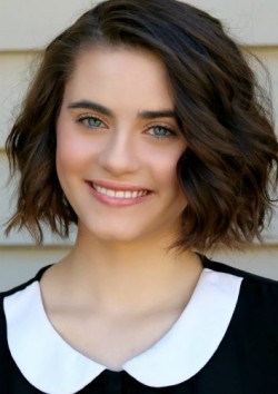 Ally Ioannides fotoğrafı