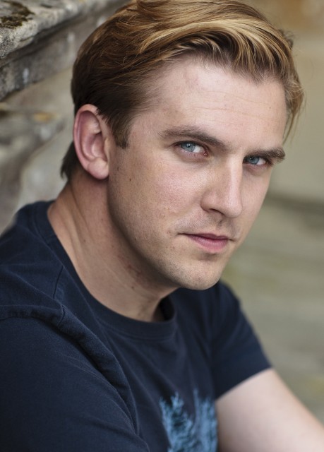 Dan Stevens Fotoğrafı