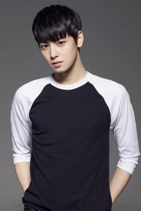 Cha Eun-woo Fotoğrafı