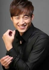 Jung Sung-Yoon fotoğrafı