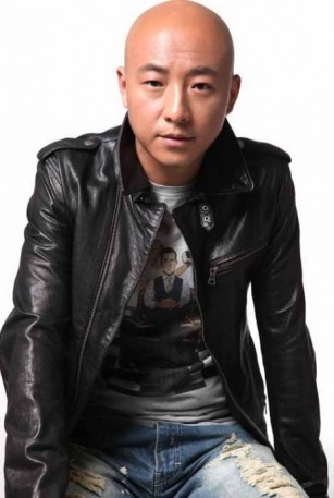 Zhou Xiao Ou fotoğrafı