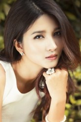 Kim Tuyen fotoğrafı