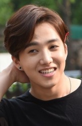 Park Sung-Jun fotoğrafı