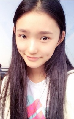 Lin Yun (i) Fotoğrafı