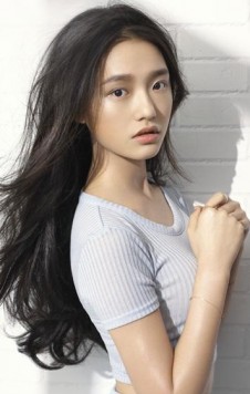 Lin Yun (i) fotoğrafı