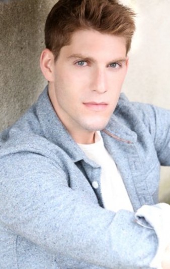 Max Curnin Fotoğrafı