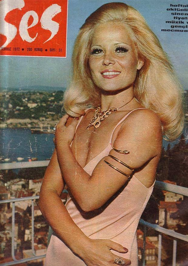 Gönül Yazar Fotoğrafı