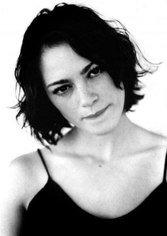 Lucie Laurier Fotoğrafı