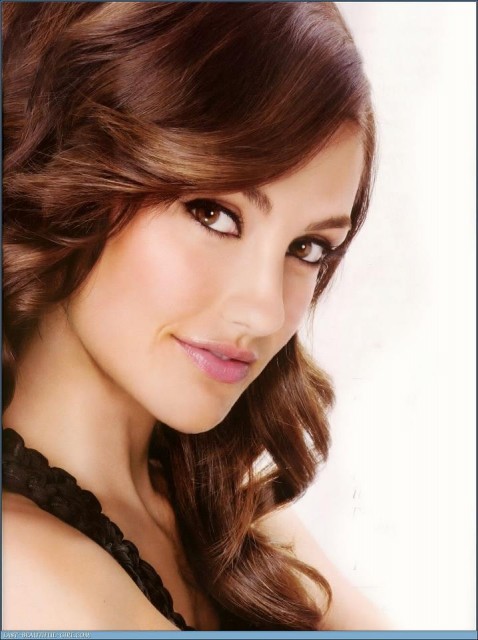 Minka Kelly Fotoğrafı