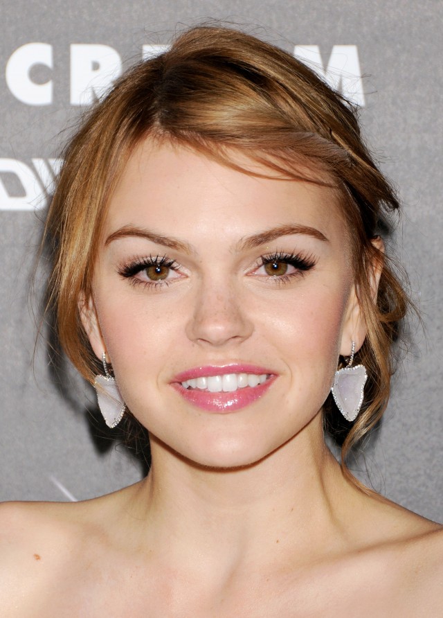 Aimee Teegarden Fotoğrafı