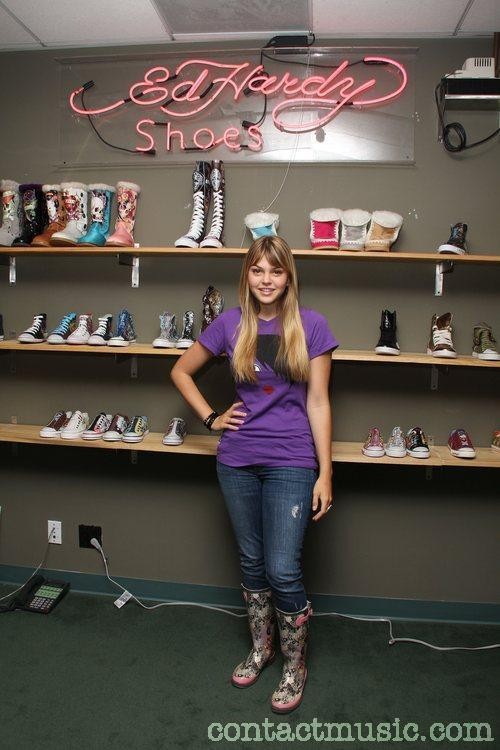 Aimee Teegarden Fotoğrafı