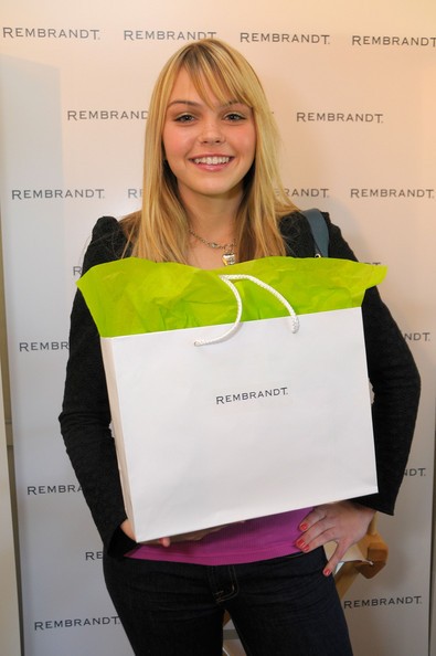 Aimee Teegarden Fotoğrafı