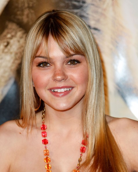 Aimee Teegarden Fotoğrafı
