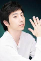 Yoon Bo-hyeon fotoğrafı