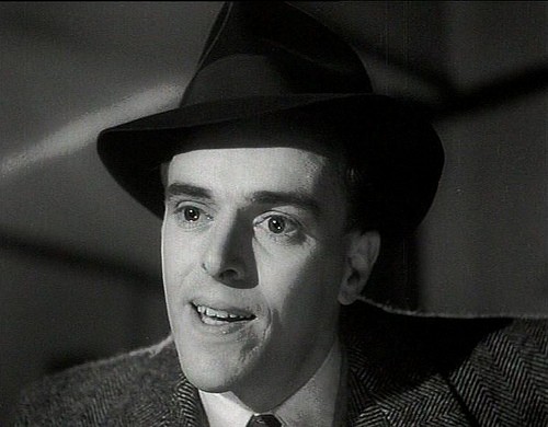 Kenneth Griffith fotoğrafı