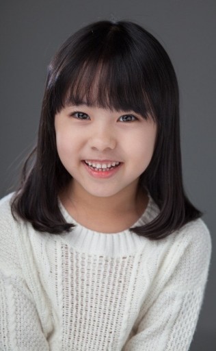 Yoon Ji-min (i) fotoğrafı