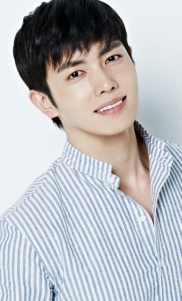 Park Shin-woo (i) fotoğrafı