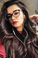 Avneet  Kaur fotoğrafı