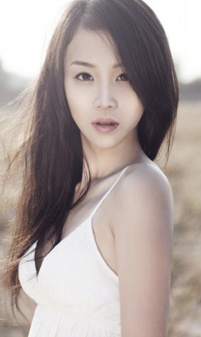 Zhang Ling Zhi fotoğrafı