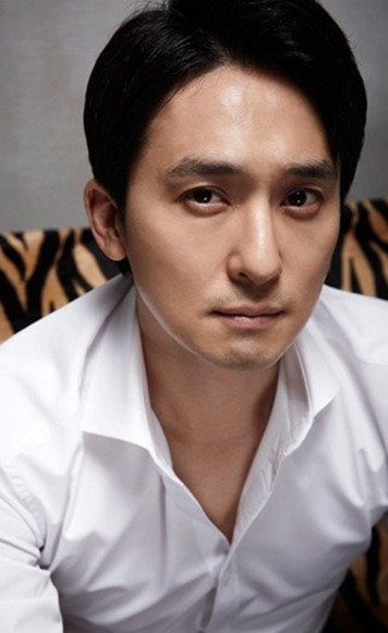 Kang Pil-suk Fotoğrafı