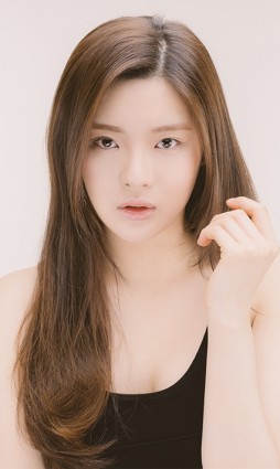 Lee Sun-bin Fotoğrafı