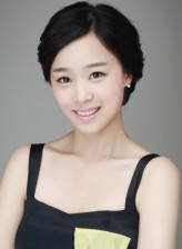 Hong Ji-Eun fotoğrafı