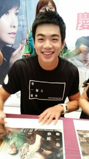 Bruce  Hung fotoğrafı