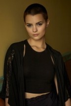 Brianna Hildebrand Fotoğrafı