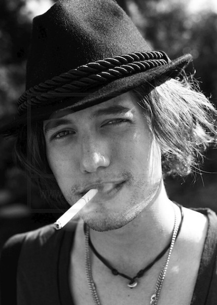 Jackson Rathbone Fotoğrafı