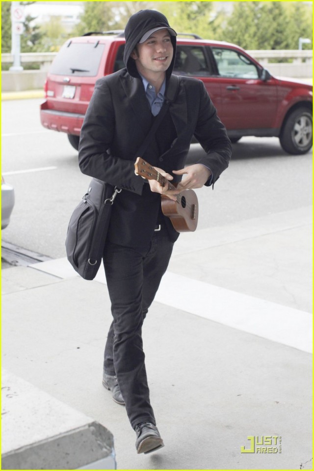 Jackson Rathbone Fotoğrafı