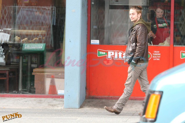 Jackson Rathbone Fotoğrafı