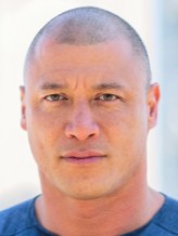 Myles Humphus fotoğrafı