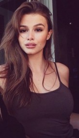 Celeste Desjardins fotoğrafı