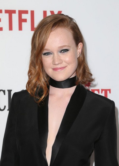 Liv Hewson Fotoğrafı