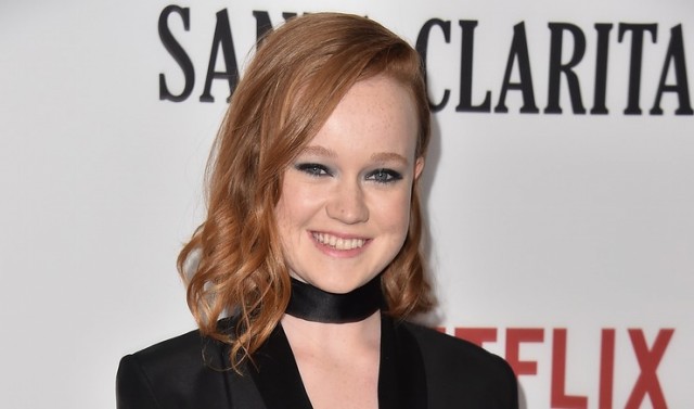 Liv Hewson Fotoğrafı