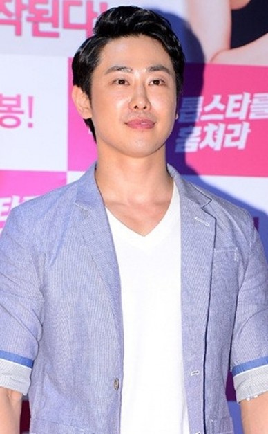 Kim Joo-hwan (i) fotoğrafı