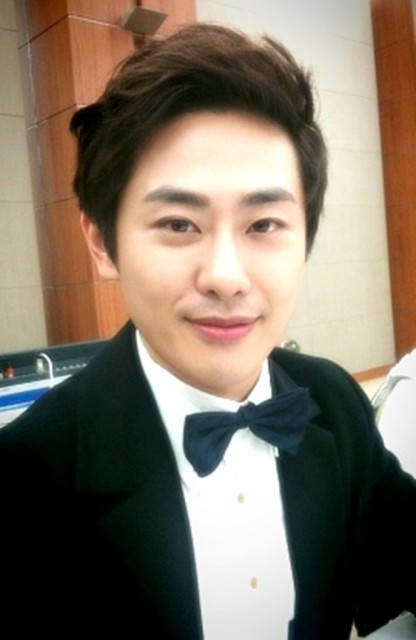 Kim Joo-hwan (i) fotoğrafı