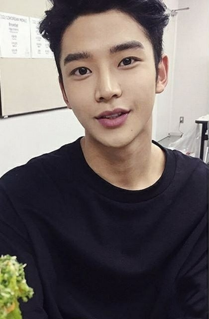 Rowoon Fotoğrafı