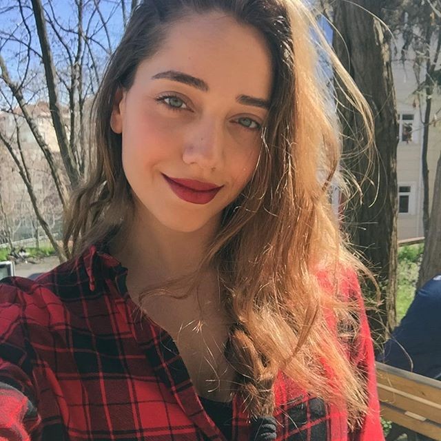 Özge Özacar Fotoğrafı