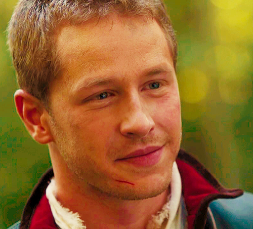 Joshua Dallas fotoğrafı