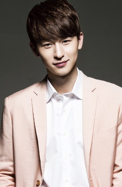 Kwon Young-min fotoğrafı