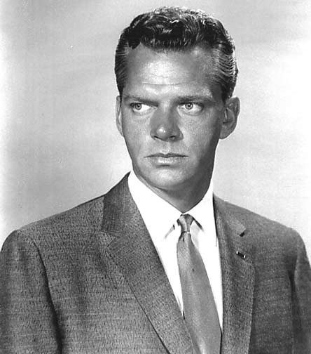 Keith Andes fotoğrafı